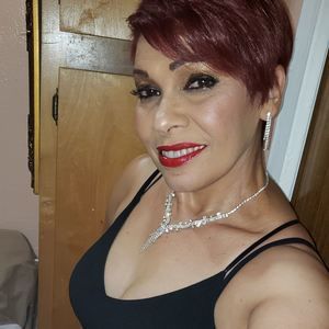 Meet your Posher, Eva